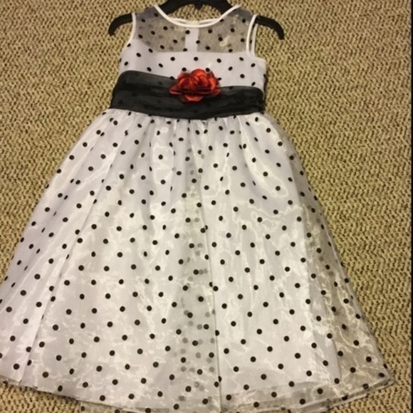 Other - Girls dress black and white